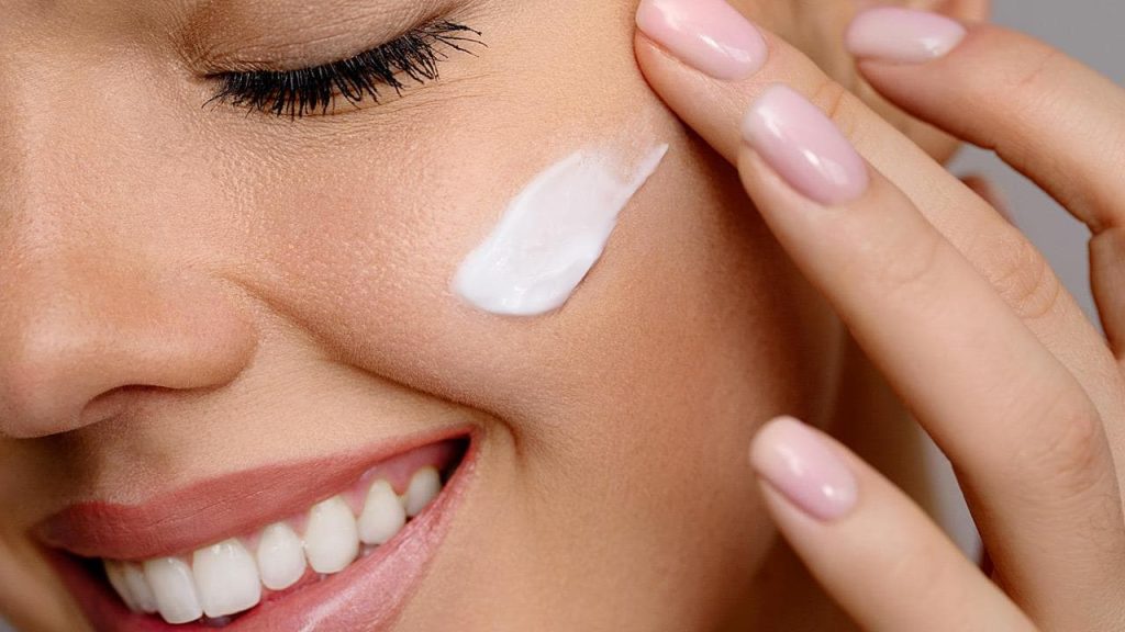 ترتیب روتین پوست برای انواع پوست‌ ها